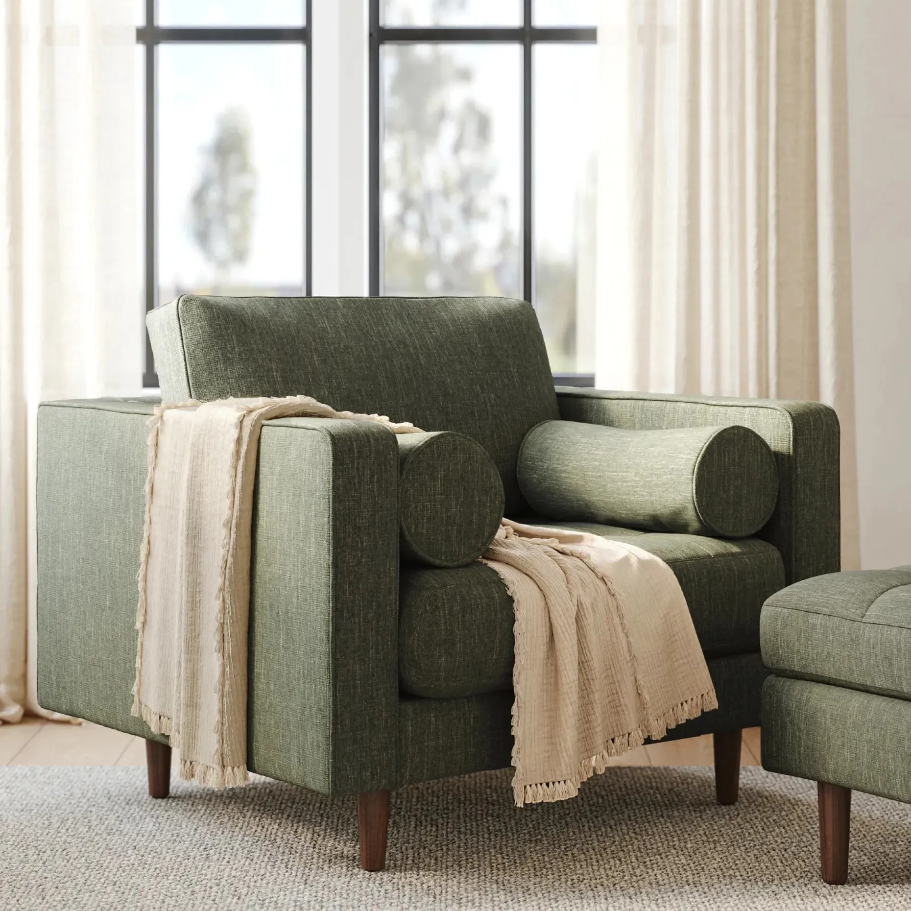 Sven 42" Tufted Lounge Chair - Fir Green