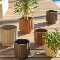 Tera Short Indoor/Outdoor Planter - Chocolate Brown
