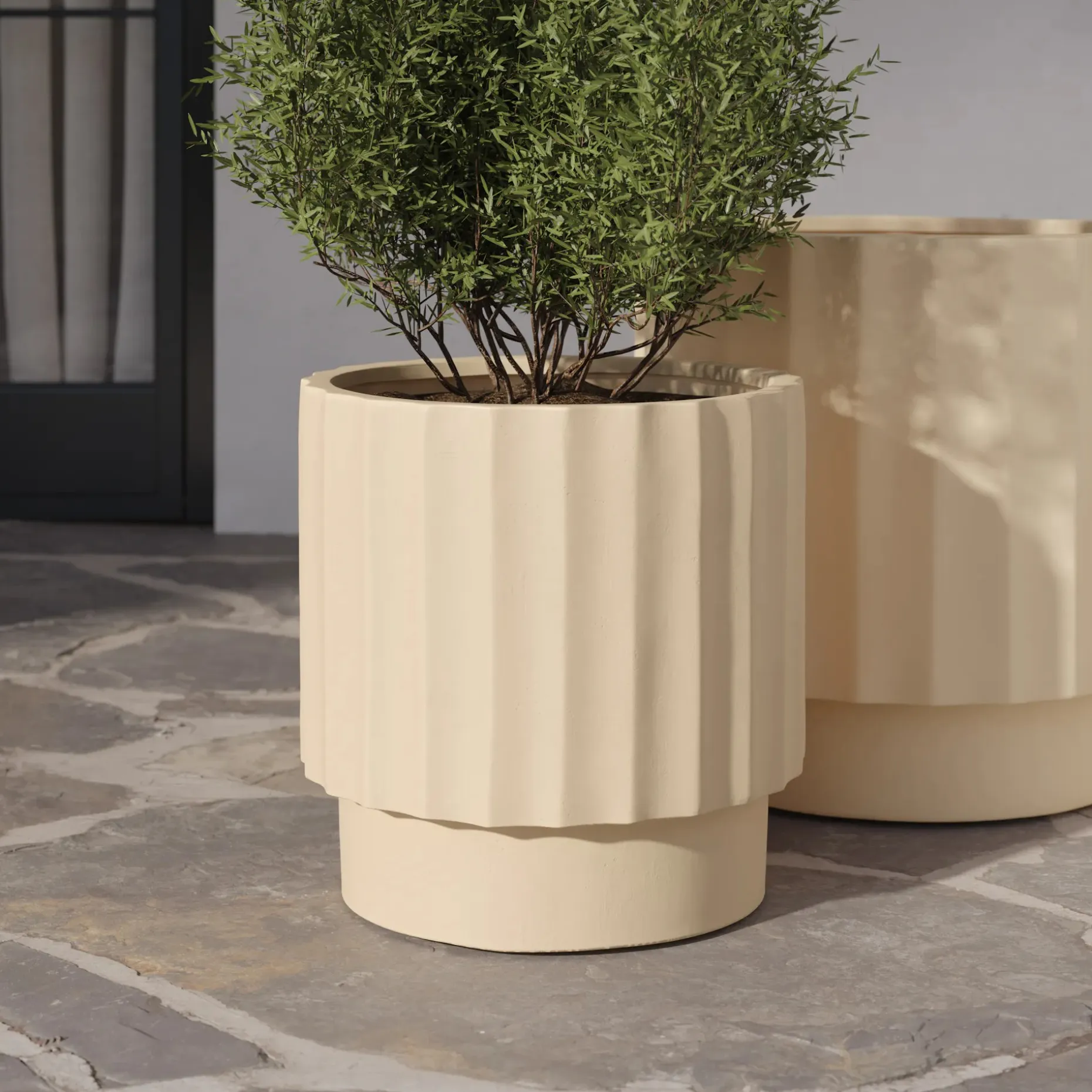 Tera Short Indoor/Outdoor Planter - Ivory