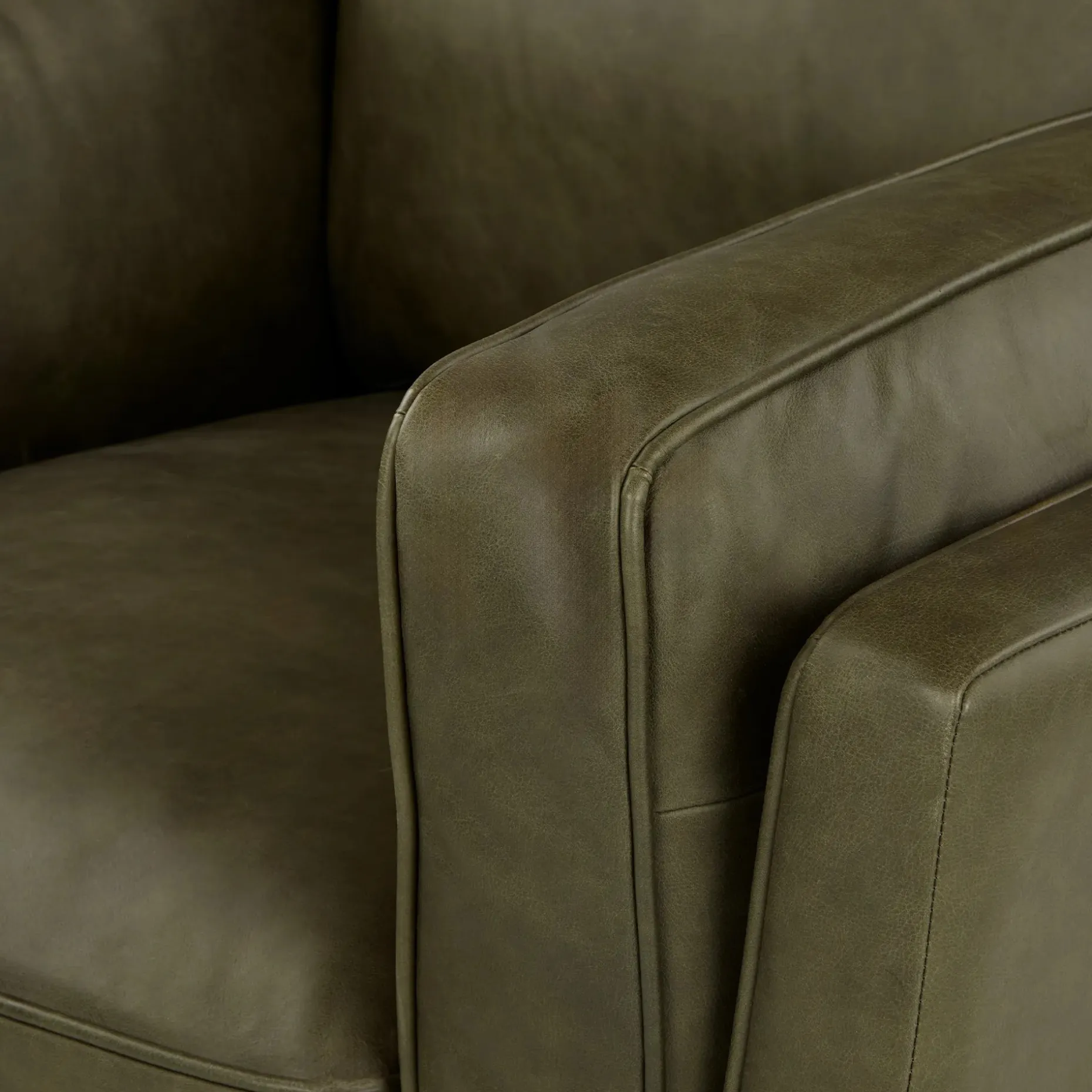 Timber 41" Leather Lounge Chair - Charme Green