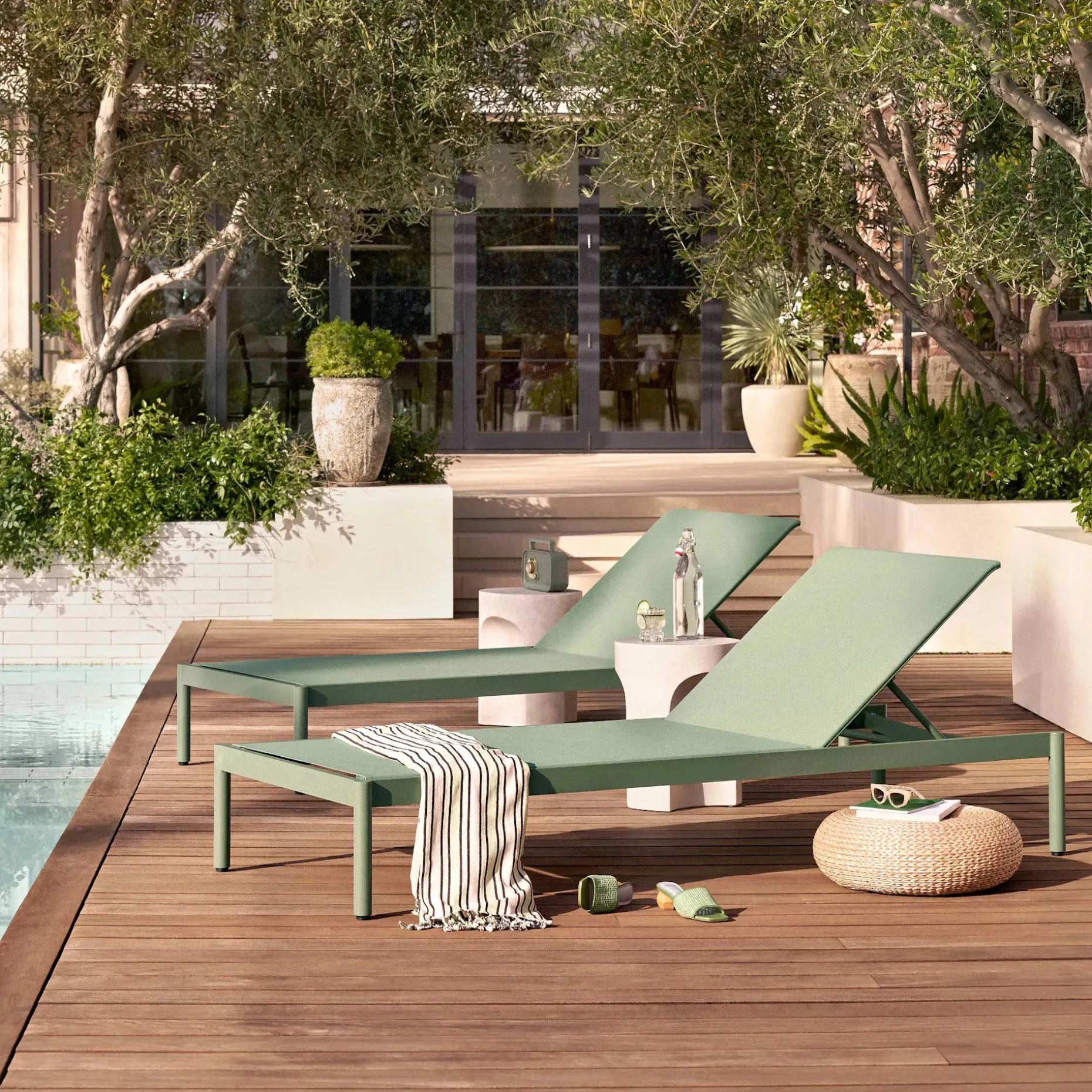 Tola 78" Outdoor Chaise Lounge - White