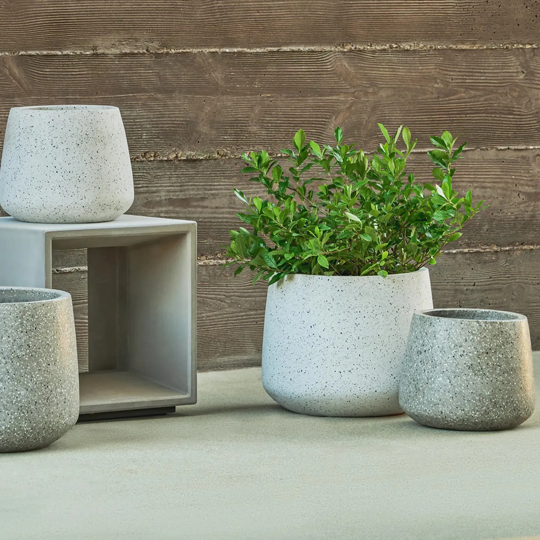 Tuva Narrow Indoor/Outdoor Planter - Gray Terrazzo