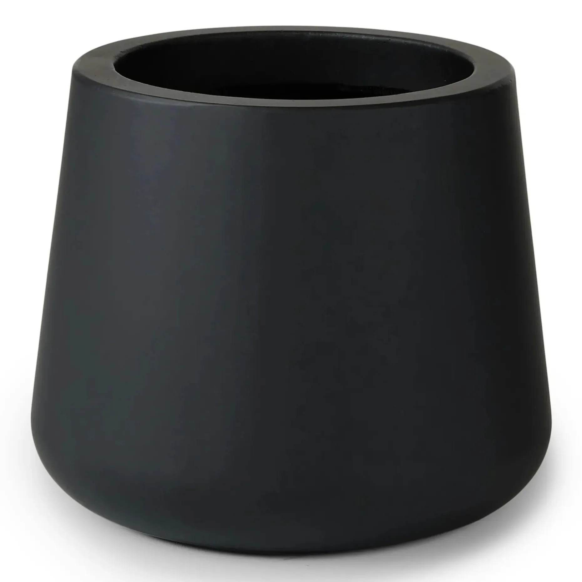 Tuva Narrow Indoor/Outdoor Planter - Black