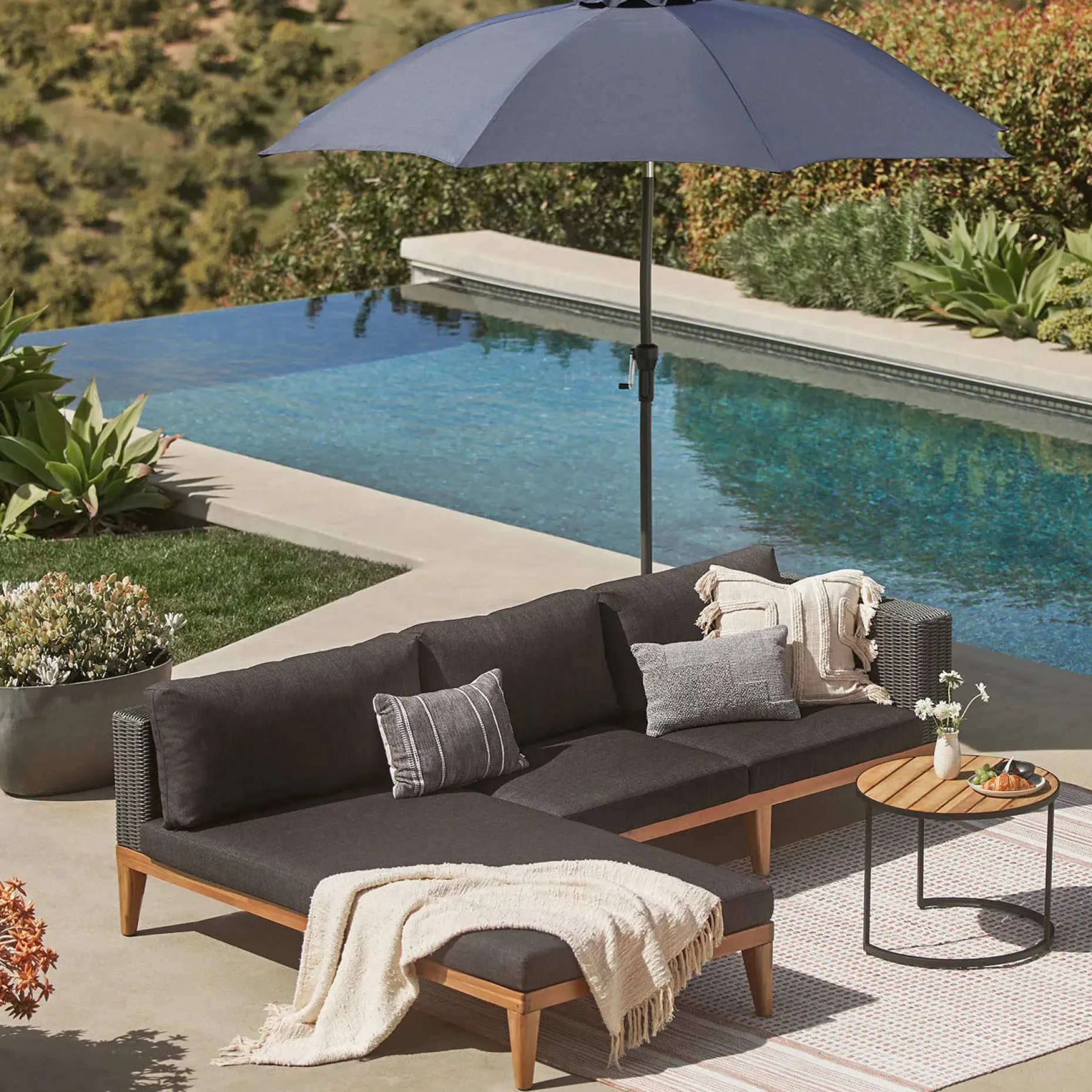Urba 98" Outdoor Reversible Sectional - Slate Gray