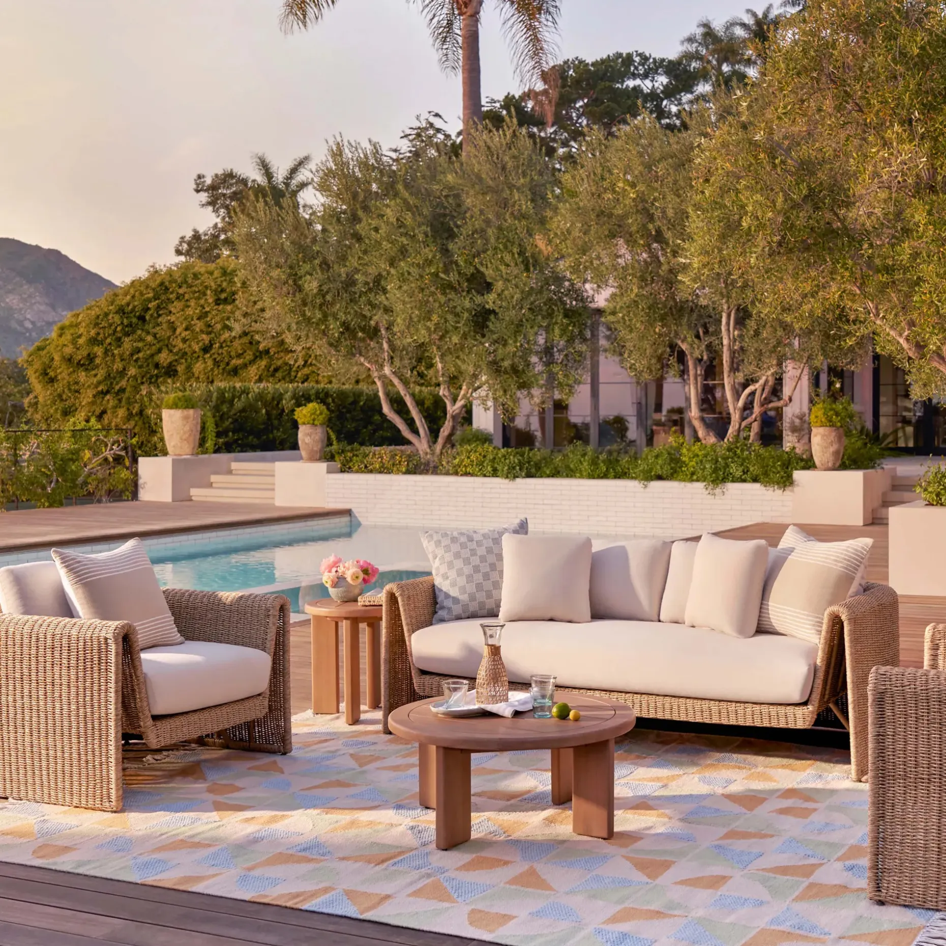 Willa 38" Outdoor Wicker Lounge Chair - Dravite Ivory
